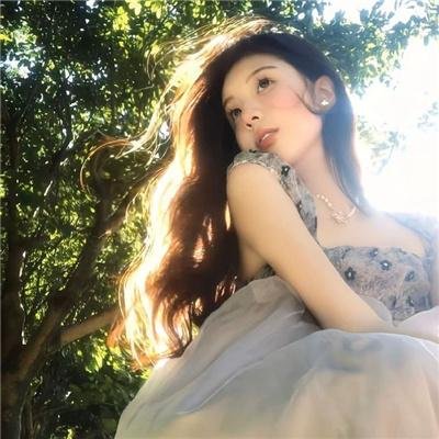 黑珍珠艾曼妞